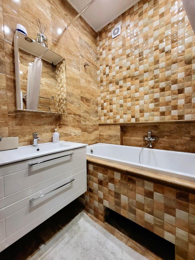 E. D. Angel Wing Apartment Шяуляй Екстер'єр фото
