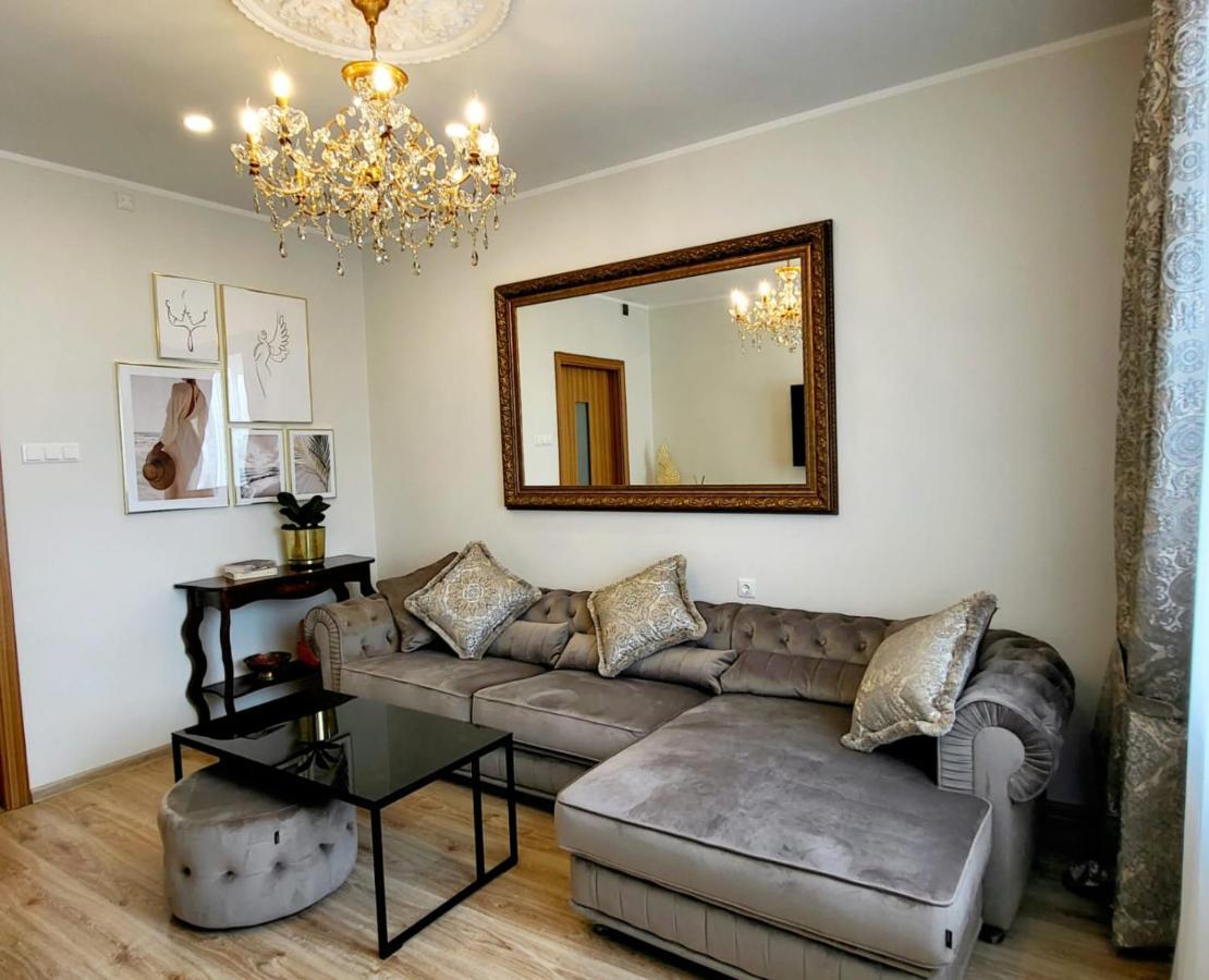 E. D. Angel Wing Apartment Шяуляй Екстер'єр фото