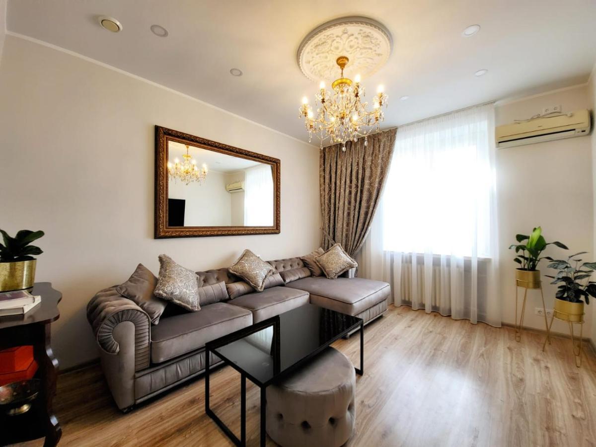 E. D. Angel Wing Apartment Шяуляй Екстер'єр фото