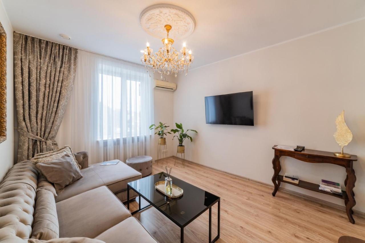 E. D. Angel Wing Apartment Шяуляй Екстер'єр фото