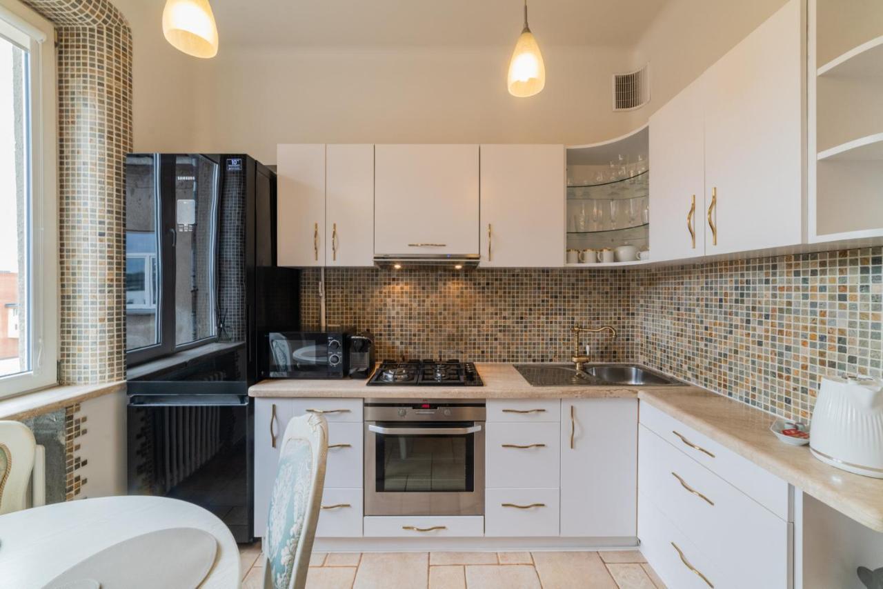 E. D. Angel Wing Apartment Шяуляй Екстер'єр фото